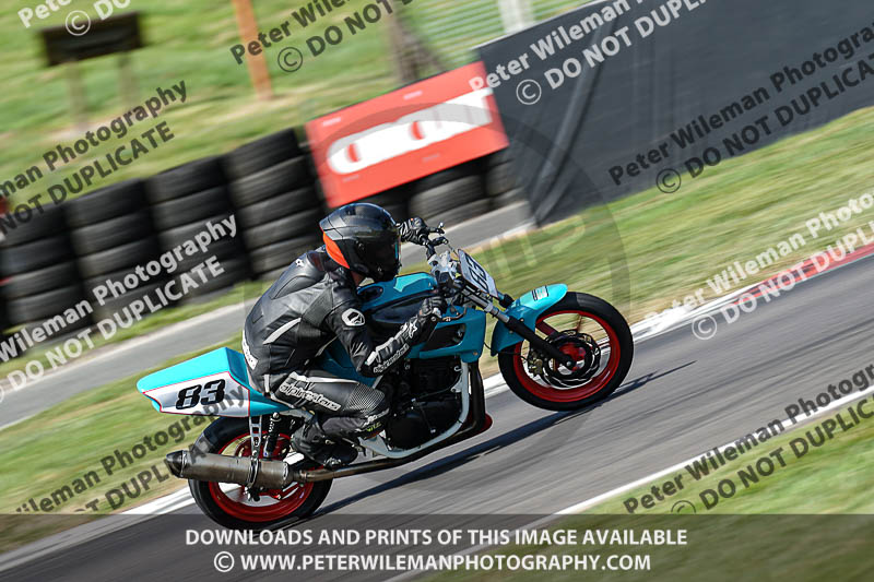 cadwell no limits trackday;cadwell park;cadwell park photographs;cadwell trackday photographs;enduro digital images;event digital images;eventdigitalimages;no limits trackdays;peter wileman photography;racing digital images;trackday digital images;trackday photos